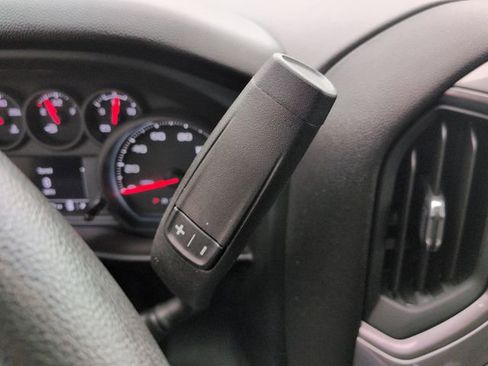 Used 2024 Chevrolet Silverado 1500 Custom image 16