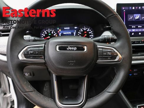 Used 2024 Jeep Compass Latitude AWD/4WD image 10