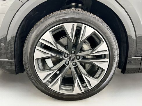 New 2026 Audi Q8 Premium Plus image 29