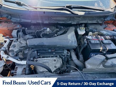 Used 2019 Nissan Rogue SV w/ Premium Package AWD/4WD image 18