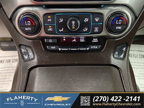 Used 2018 Chevrolet Suburban Premier AWD/4WD image 30
