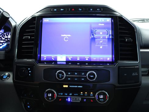 Used 2022 Ford F450 Limited w/ FX4 Off-Road Package image 22