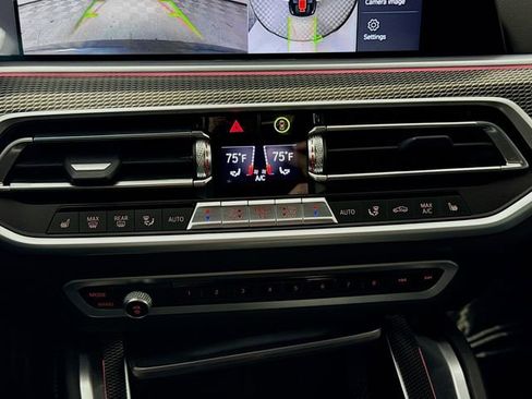 Used 2023 BMW X6 xDrive40i w/ Executive Package image 16
