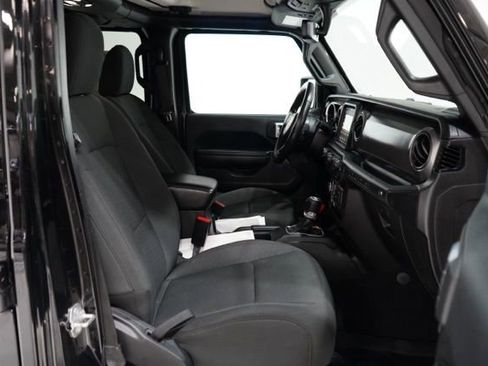 Used 2021 Jeep Wrangler Unlimited Sport image 36