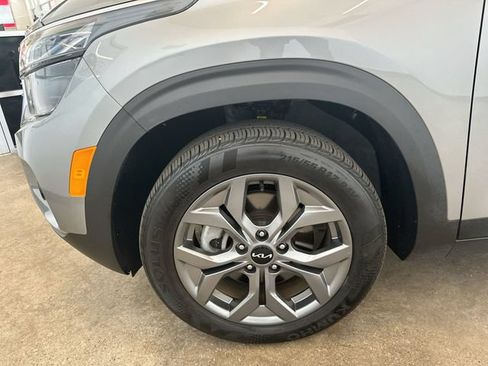 Certified 2024 Kia Seltos S AWD/4WD image 20