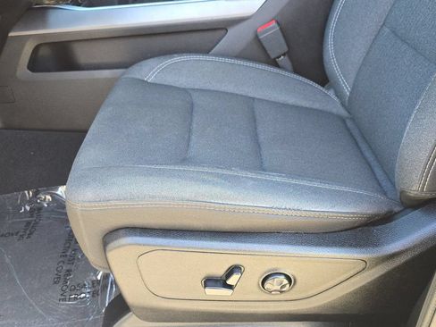Used 2019 RAM 1500 Big Horn RWD image 20