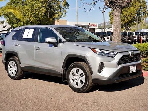 Used 2025 Toyota RAV4 LE image 6