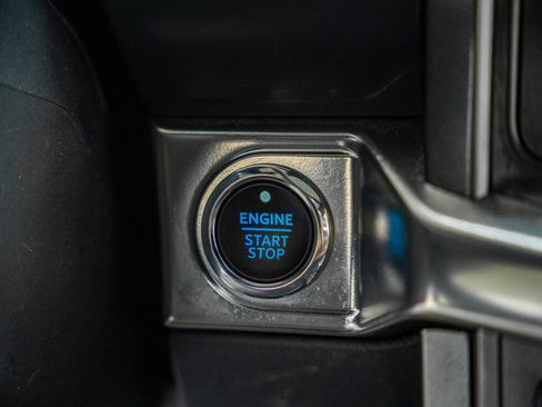 Certified 2023 Ford F150 Lariat w/ Equipment Group 502A High image 31