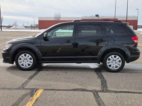 Used 2018 Dodge Journey SE image 7