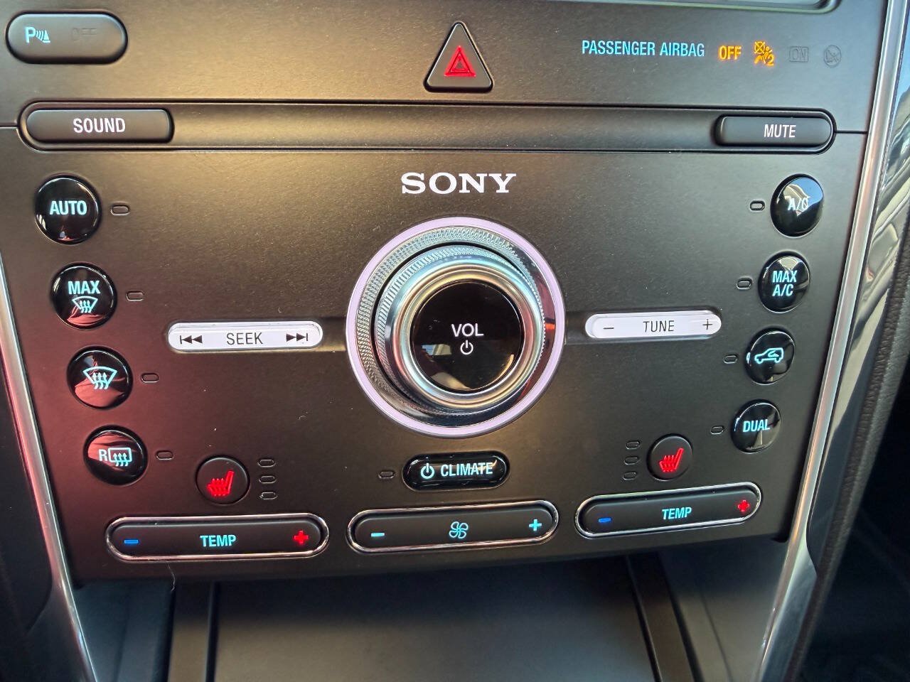 Used 2019 Ford Explorer Sport AWD/4WD image 29