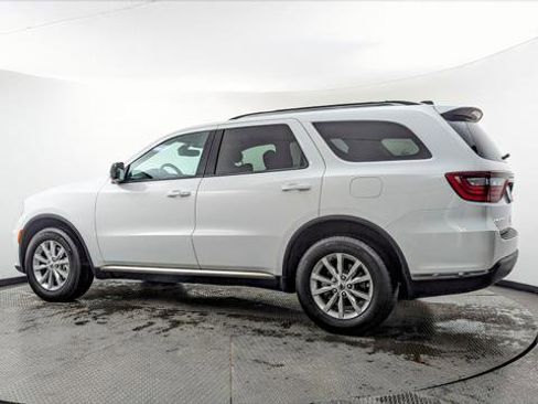 Used 2024 Dodge Durango SXT image 4