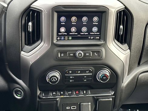 Used 2022 Chevrolet Silverado 1500 Custom image 10