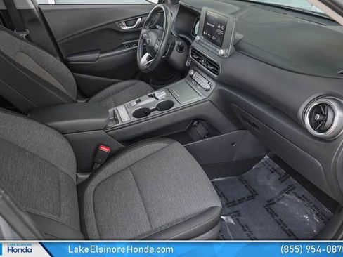 Used 2022 Hyundai Kona SEL w/ Convenience Package FWD image 18