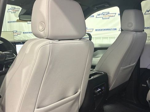 New 2026 Chevrolet Tahoe Premier AWD/4WD image 36
