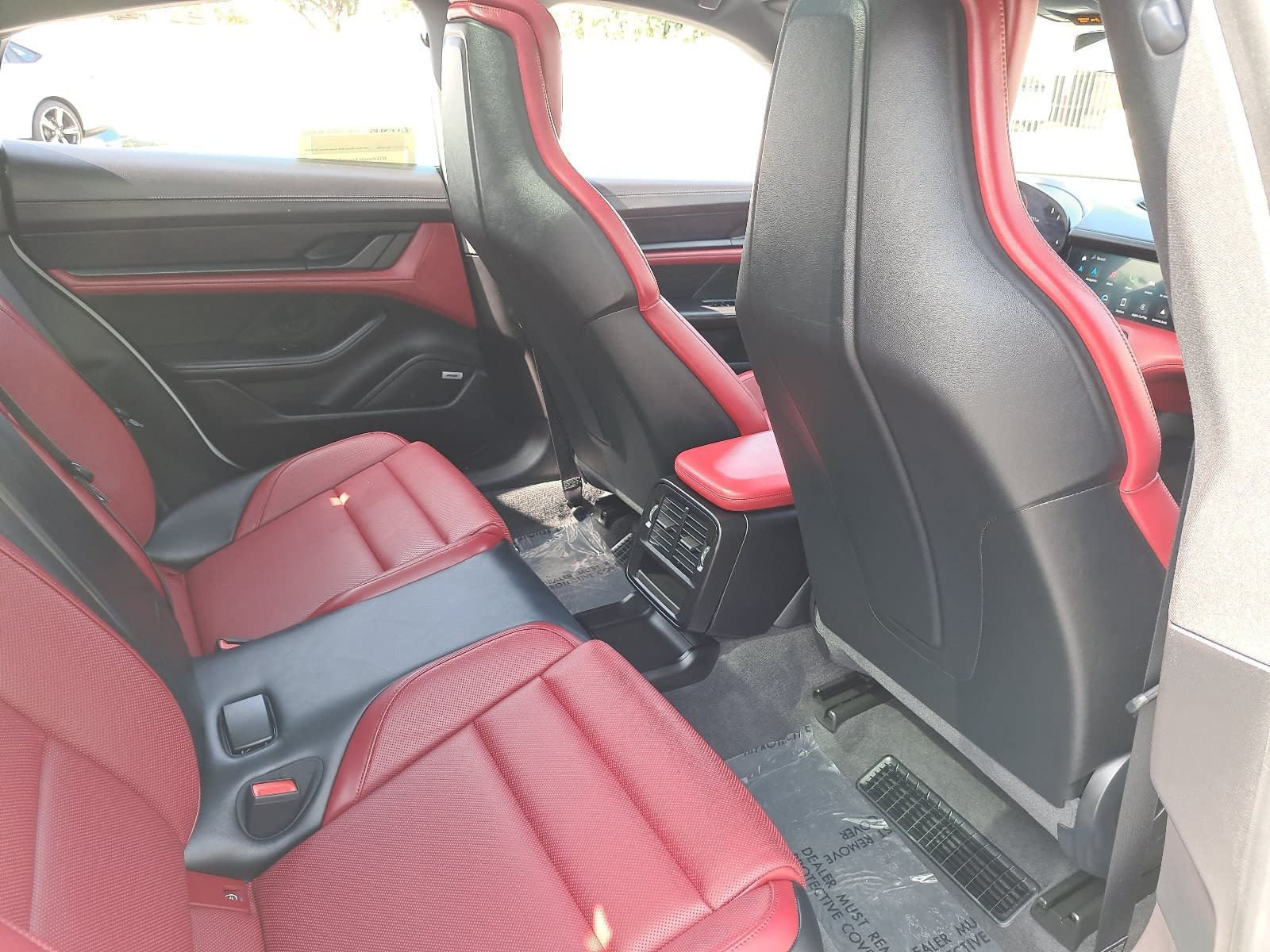 Used 2021 Porsche Taycan RWD image 11