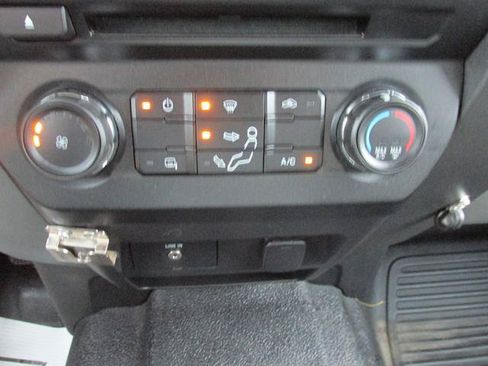 Used 2018 Ford F250 XL w/ Power Equipment Group AWD/4WD image 12