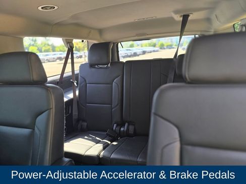 Used 2019 Chevrolet Suburban LT AWD/4WD image 13