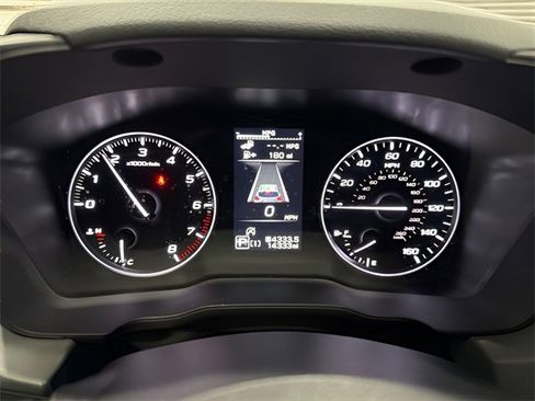 Used 2024 Subaru Crosstrek 2.0i Premium image 18