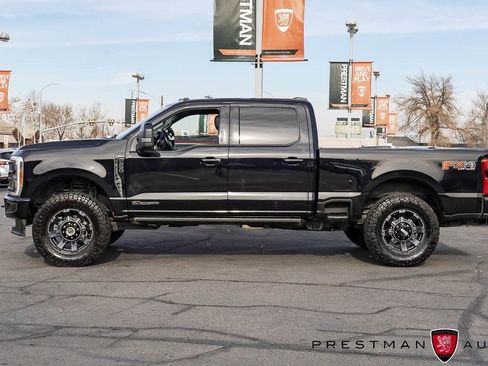 Used 2023 Ford F250 Lariat w/ Sport Appearance Package image 19