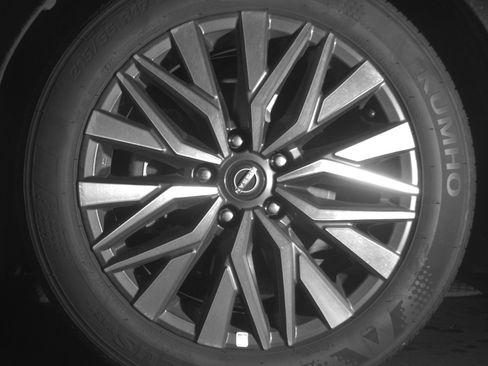 Used 2025 Nissan Altima 2.5 SV image 12