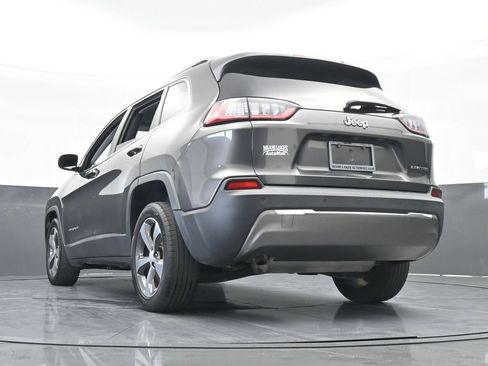 Used 2019 Jeep Cherokee Limited FWD image 56