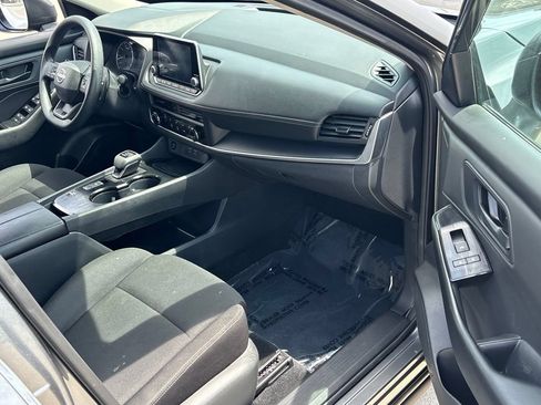 Used 2026 Nissan Rogue S FWD image 24