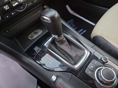 Used 2014 MAZDA MAZDA3 s Grand Touring image 23