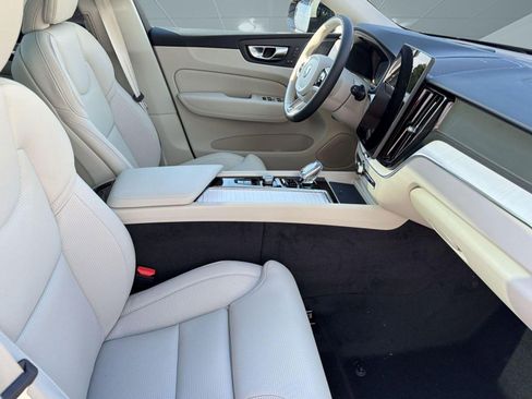 New 2026 Volvo XC60 B5 Ultra w/ Climate Package AWD/4WD image 30
