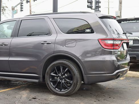 Used 2018 Dodge Durango R/T w/ Blacktop Package AWD/4WD image 12