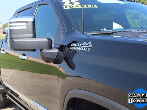 Used 2025 Chevrolet Silverado 2500 High Country w/ Technology Package image 3