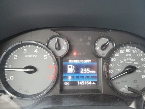 Used 2014 Toyota Tundra SR5 image 29