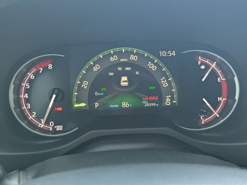 Used 2024 Toyota RAV4 XLE Premium image 23