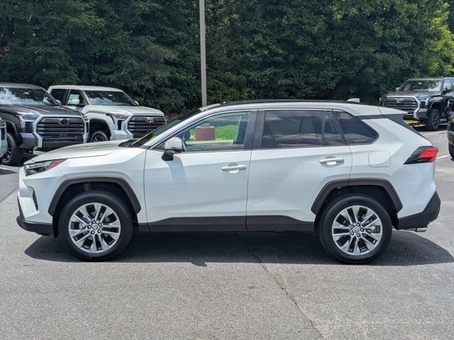 Used 2025 Toyota RAV4 XLE Premium w/ Weather Package FWD image 4