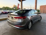 Used 2018 Hyundai Elantra SE image 5