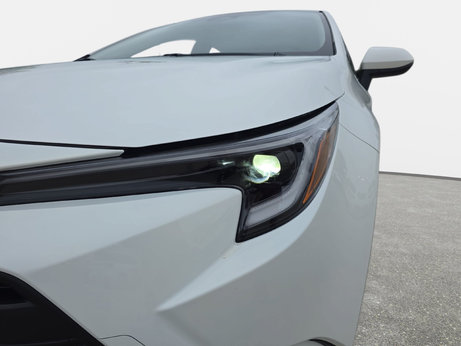 Used 2023 Toyota Corolla LE FWD image 28