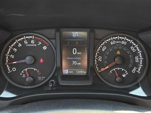 Certified 2023 Toyota Tacoma SR AWD/4WD image 23