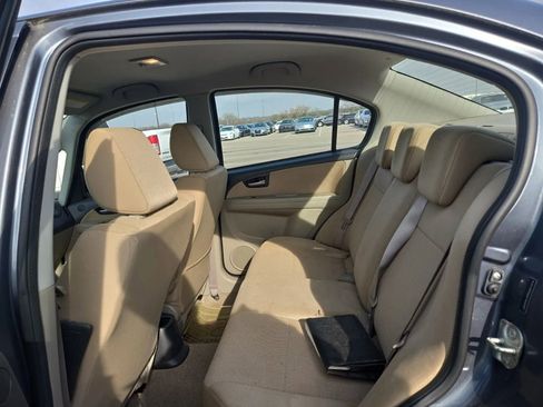 Used 2009 Suzuki SX4 Sedan FWD image 6