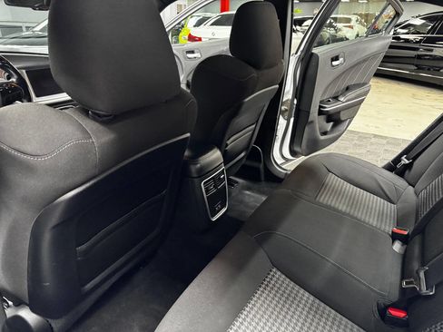 Used 2022 Dodge Charger R/T image 39