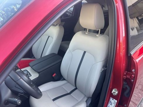 Certified 2025 MAZDA CX-90 3.3 Turbo w/ Preferred Package image 10