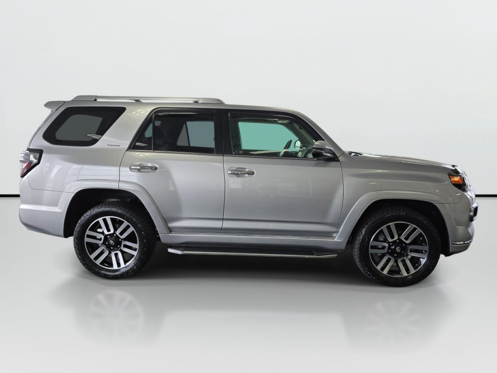 Used 2021 Toyota 4Runner Limited AWD/4WD image 8