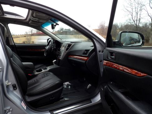 Used 2012 Subaru Outback 2.5i Limited w/ Moonroof Pkg image 21