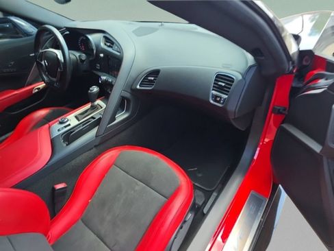 Used 2016 Chevrolet Corvette Stingray Coupe w/ 2LT Preferred Equipment Group RWD image 21