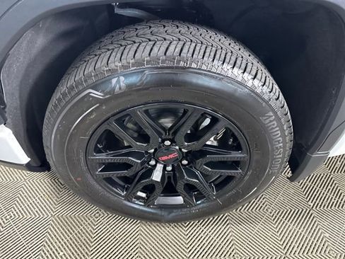 Used 2024 GMC Sierra 1500 Elevation w/ Max Trailering Package image 10