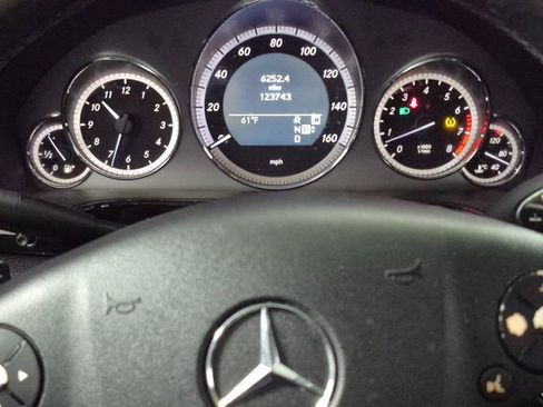 Used 2010 Mercedes-Benz E 350 E 350 image 12