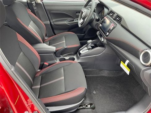 New 2025 Nissan Versa SR w/ Trunk Package image 15