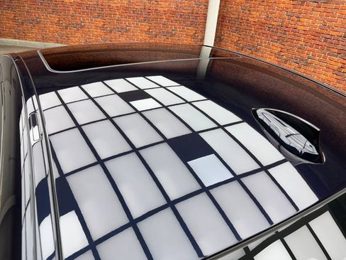 Certified 2022 BMW M550i xDrive w/ Premium Package image 25