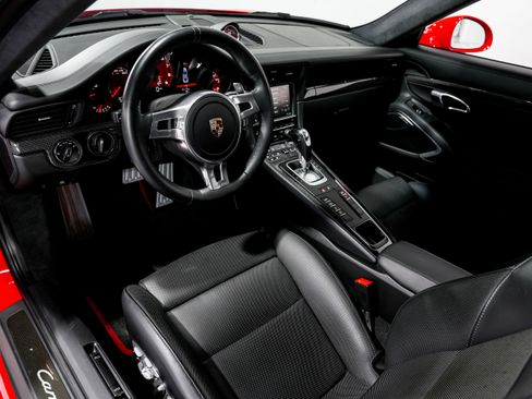 Used 2013 Porsche 911 Carrera S image 10