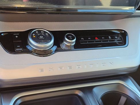 New 2026 Ford Expedition Max Active RWD image 31