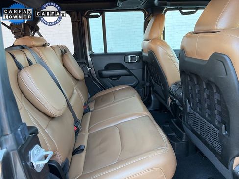 Used 2022 Jeep Wrangler Unlimited Rubicon 4xe w/ Cold Weather Group image 12