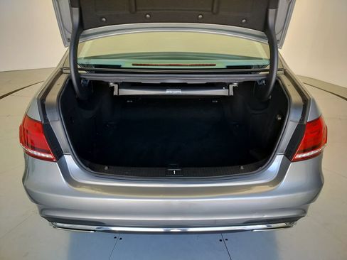 Used 2014 Mercedes-Benz E 350 Sedan image 20